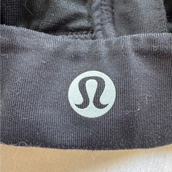 Lululemon Racerback Bra *Medium Support, A/B Cup Size 8 BLACK - Picture 3 of 4